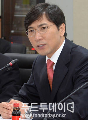 안희정 충남도지사
