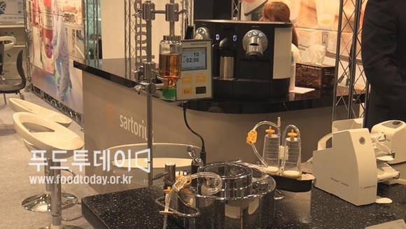 sartorius 의 동물성 단백질 실험 기구