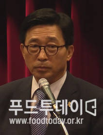 김춘진 위원장 (국회 보건복지위원회)
