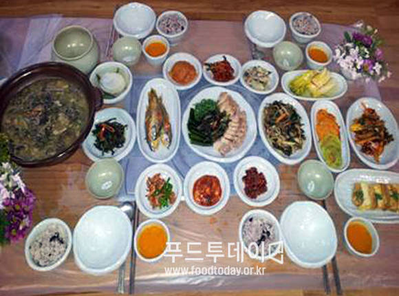 꺼먹지 정식