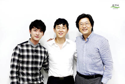 배우 윤석진, 윤영학 로가닉 대표, 지휘자 서희태