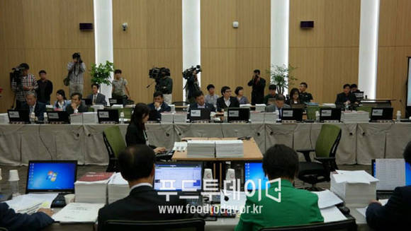 국회 농림축산식품해양수산위원회 농촌진흥청 국정감사가 진행되고 있다