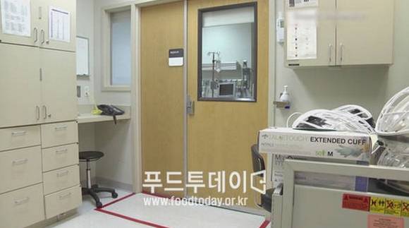 에볼라 환자 격리 병동