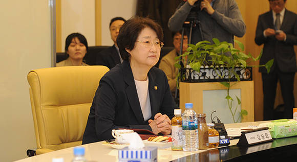 김승희 식약처장 (식품의약품안전처)