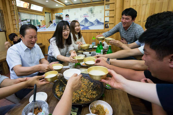 김연식 태백시장 신규직원 간담회 (강원 태백시청 제공)