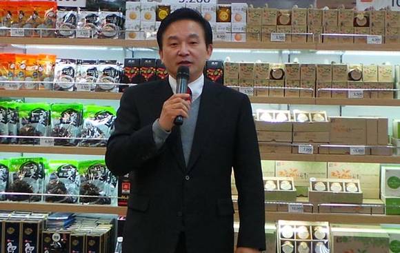 안테나숍 이마트 목동점 식품매장 개장식에서 원희룡 제주도지사가 축사를 하고있다. (사진제공 제주특별자치도)