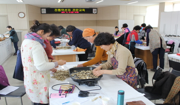 충북 괴산군, 전통약선차 전문교육이 큰 인기를 끌고 있다.