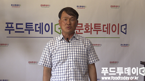 이상정 충북도의원이 푸드투데이와 인터뷰를 하고 있다.