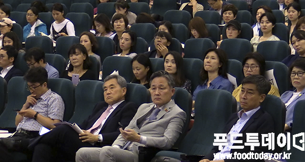 표창원 국회의원과 이상돈 국회의원