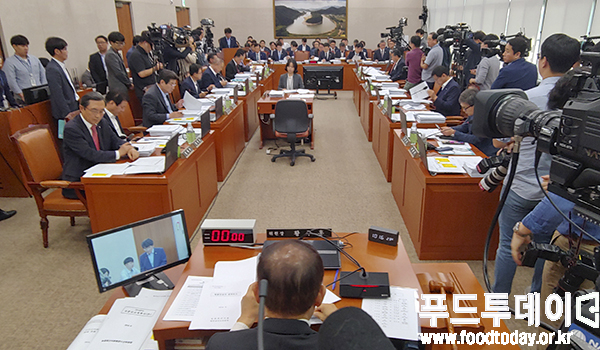 24일 국회 농림축산식품해양수산위원회 전체회의