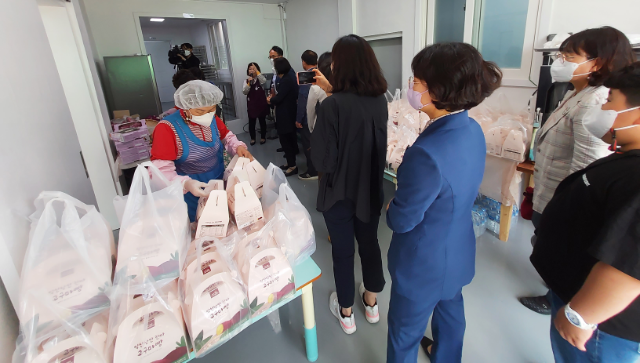 익산시 낭산 진짜 고구마빵 가공사업장 개소식을 열었다. (전북 익산시)