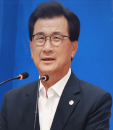 이시종 충북도지사 (충청북도)