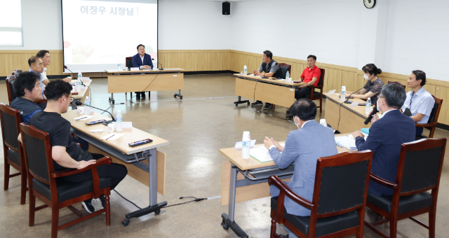 이장우 대전시장이 2일 오정농수산물도매시장을 찾았다 (대전시)