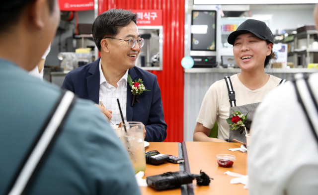 22일 김동연 경기도지사가 경기 청년푸드창업허브 개장식에 참석했다 (경기도)