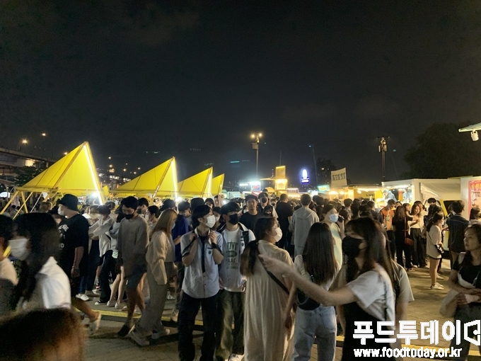2022 서울 한강야시장 