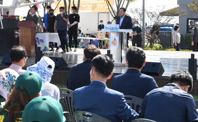 유천호 강화군수 강화섬포도축제 현장 방문 (강화군)