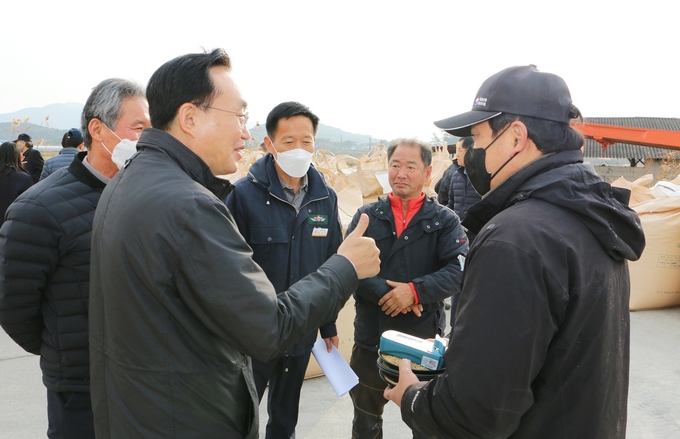 윤병태 나주시장, 공공비축미 수매현장 방문 (나주시)