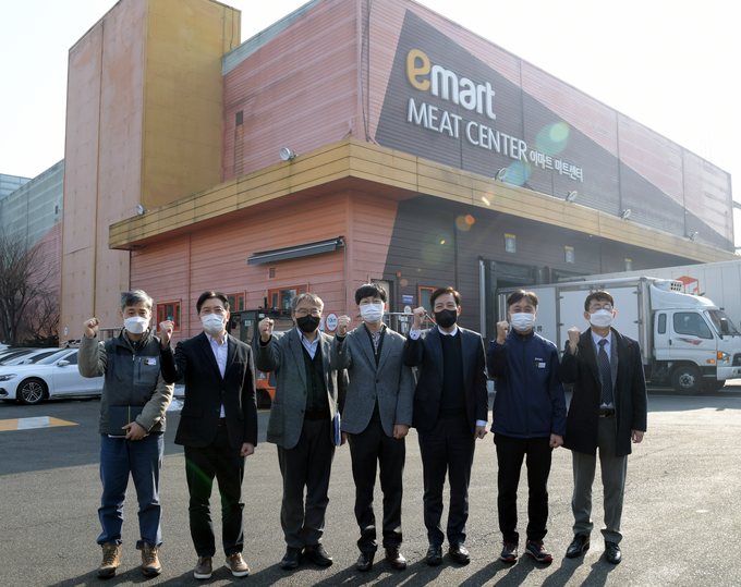 권오상 식품의약품안전처 차장 이마트 미트센터 방문 (식품의약품안전처)