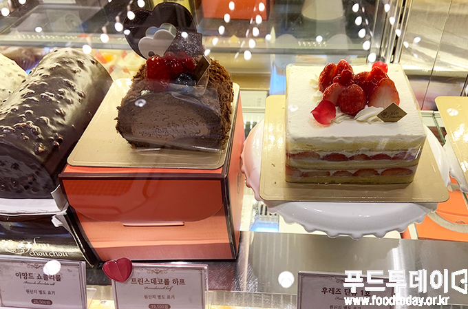 서울의 한 쇼핑몰 케이크류 