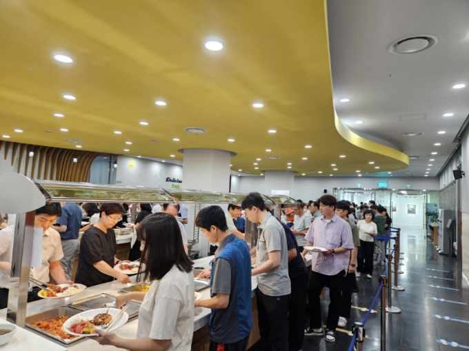 서울시청 구내식당 (충청북도)