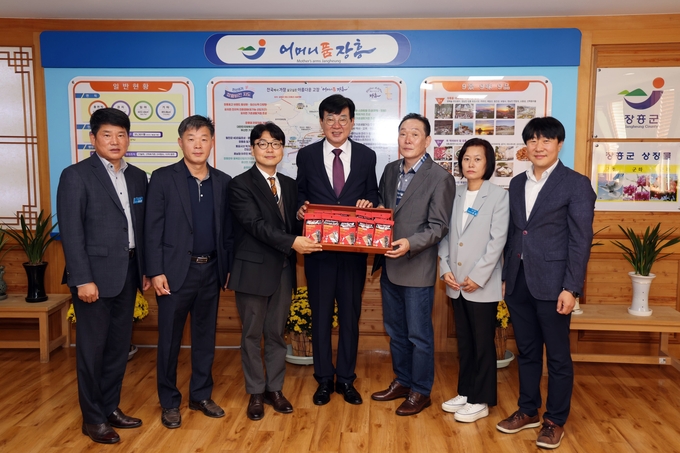 장흥김스낵 수출 (장흥군)