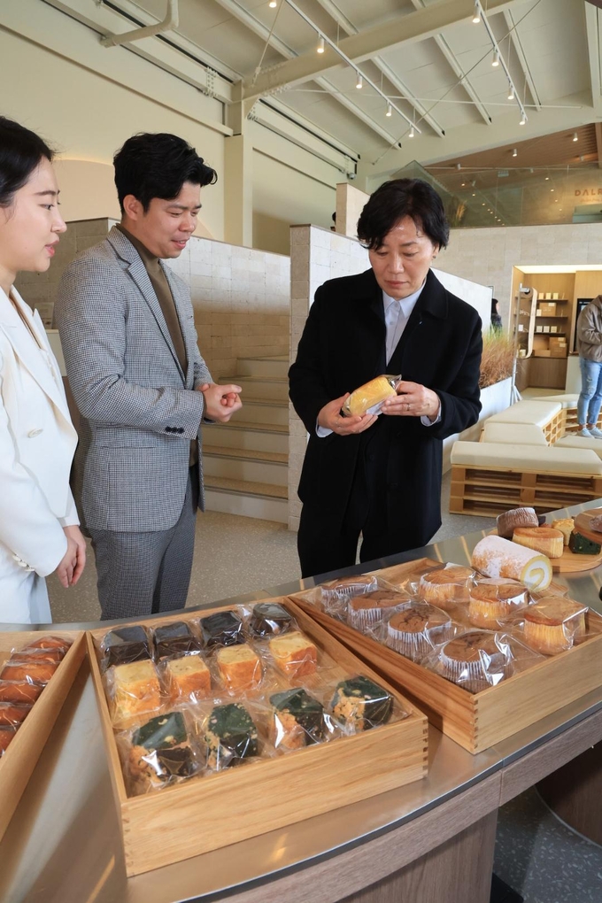 농식품 펀드 투자유치로 성장한 청년 기업 현장방문 (농림축산식품부 제공)
