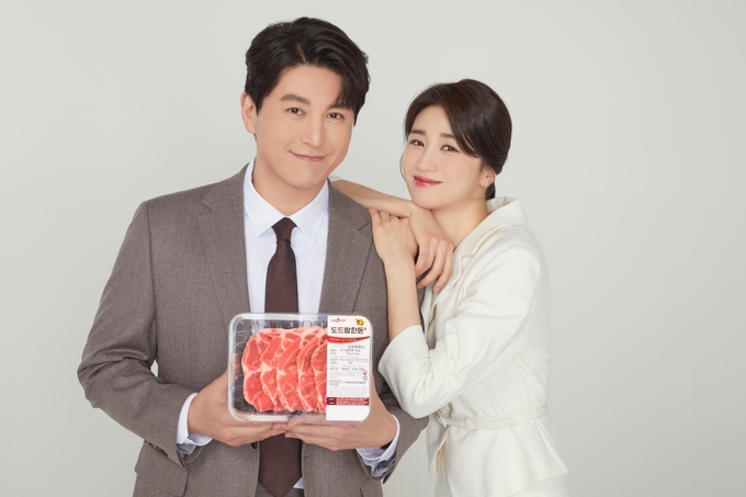 도드람 홍보모델 박하선 류수영 (도드람 제공)