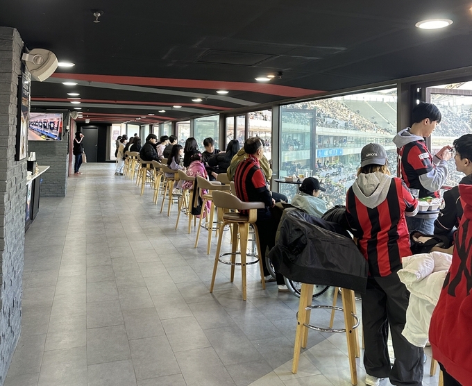 지난해 한돈 스카이펍은 전 좌석 1순위 매진을 기록하며 큰 인기를 끌었다. (한돈자조금관리위원회 제공)
