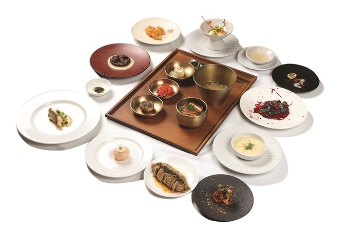 11가지 음식으로 구성된 ‘테이스트 오브 부산(Taste of Busan) 만찬코스 요리) (부산관광공사 제공)