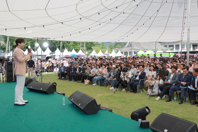 풍천장어와 함께하는 고창 복분자와 수박축제 (고창군)