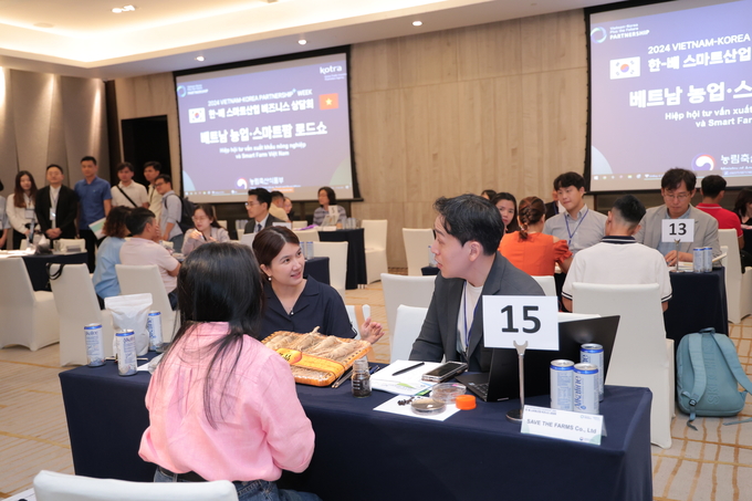 한-베 파트너십 플러스위크에서 현지 바이어 기업들과 수출상담 (농림축산식품부 제공)