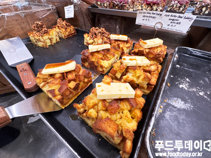 레브레드 팝업스토어