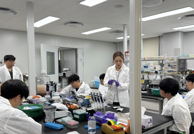 구제역 정밀진단 교육 (농림축산검역본부 제공)