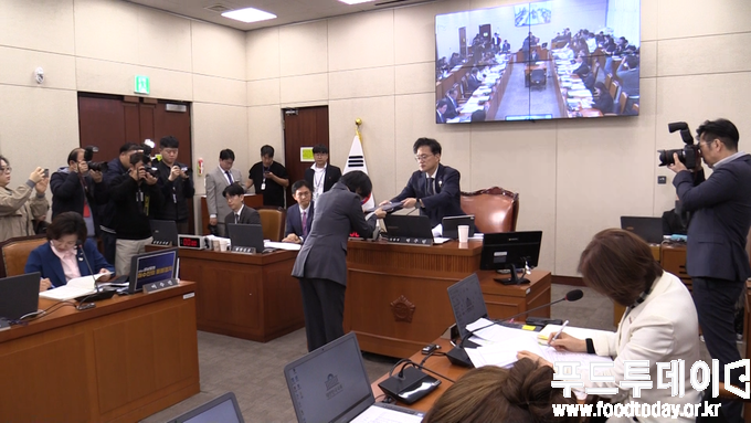 국회 보건복지위원회 식품의약품안전처 국정감사