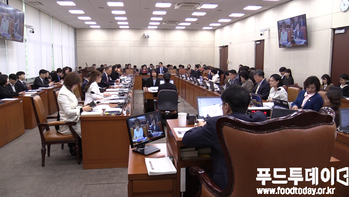 21일 국회 보건복지위원회 식품의약품안전처 국정감사