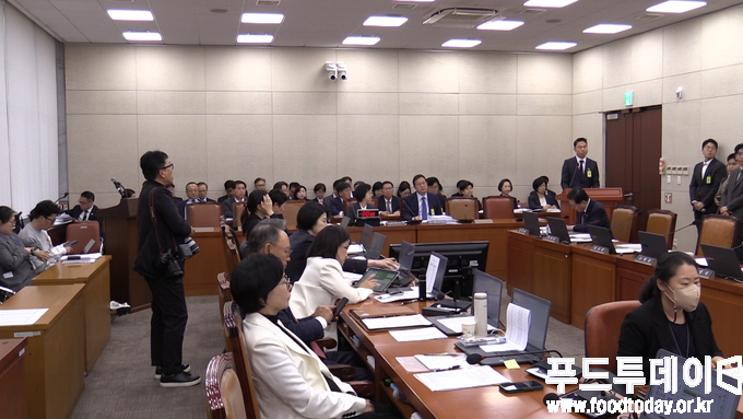 정지영 현대백화점 대표이사