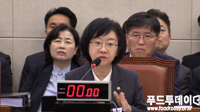 오유경 식품의약품안전처장