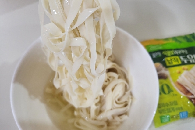 풀무원·대상 이어 오뚜기 참전…‘제로면’ 전쟁 본격화