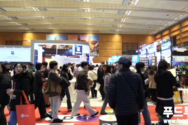 ‘한 잔에 담긴 더 큰 커피 세상’…제24회 서울카페쇼 개막