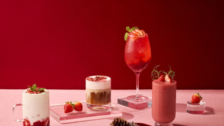 상큼한 딸기의 레드빛 유혹...카페&호텔업계, 겨울 디저트 경쟁 돌입